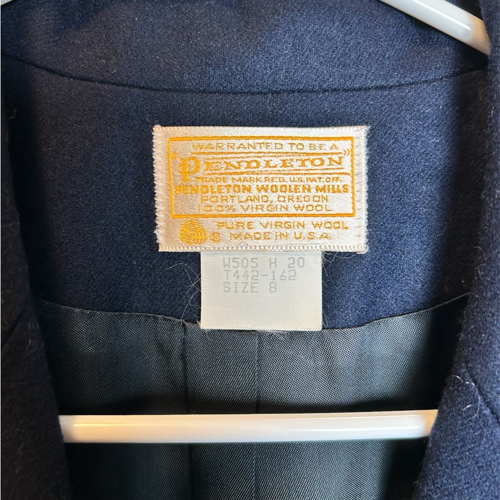 Vintage Women’s Pendleton 100% Wool Navy Blazer Size 8 - Picture 2 of 3
